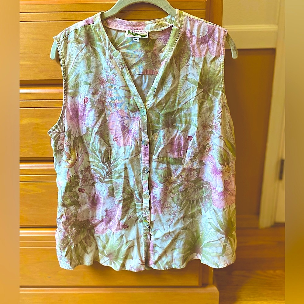 🌺🦜Tropic Vibes 🍹 Hawaiian floral print blouse S/M - Picture 10 of 16